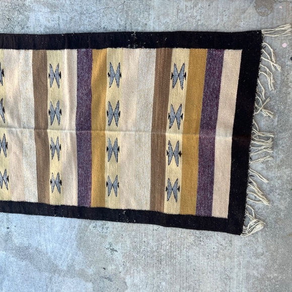 Vintage Woven Runner Rug Geometric Southwestern design flat weave - Picture 8 of 9